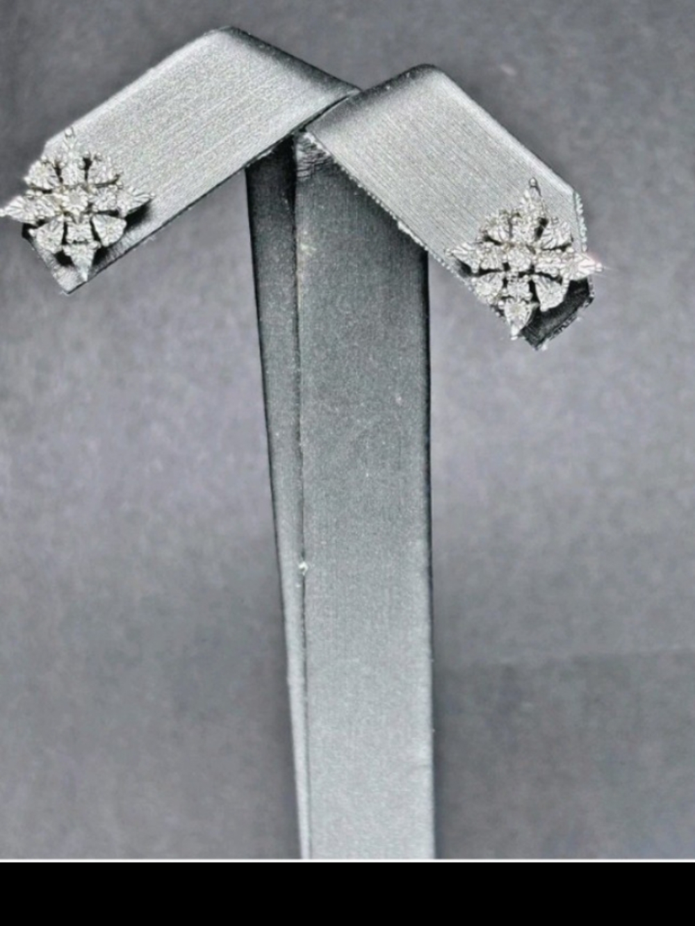 Silver Snowflake Stud Earrings - Sparkling Real diamond
